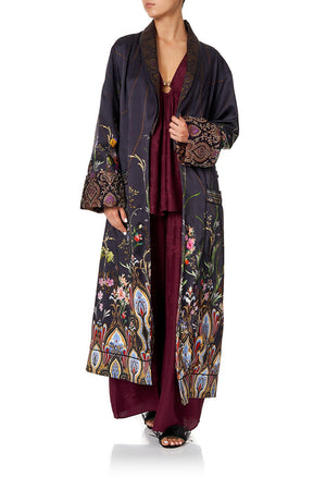 COAT WITH DETACHABLE BACK BAND WILD FLOWER