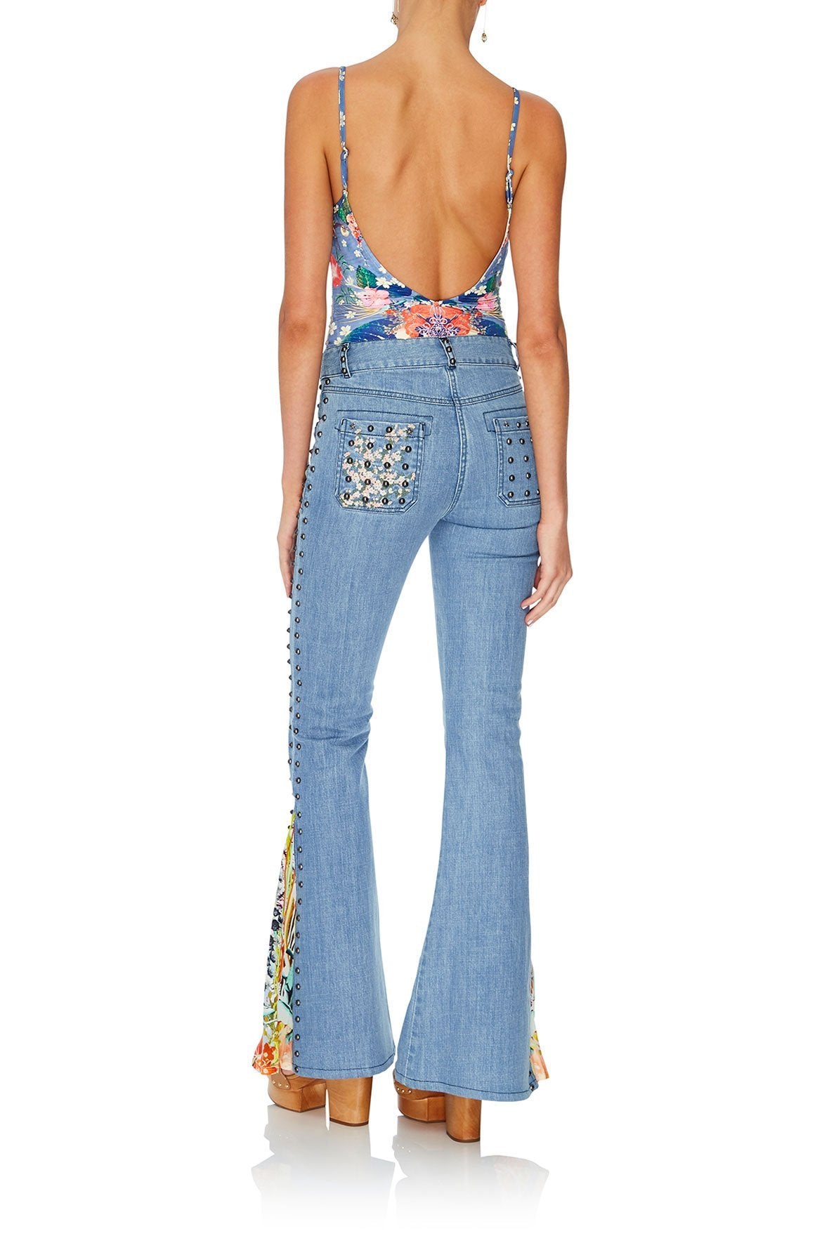 FLARED JEAN WITH CONTRAST PANEL THE STILL ABYSS