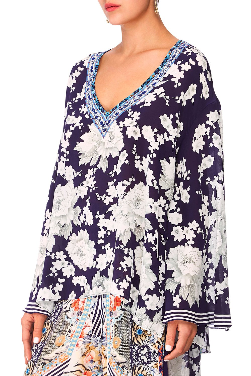 CAMILLA GINZA GANG V-NECK A-LINE BLOUSE