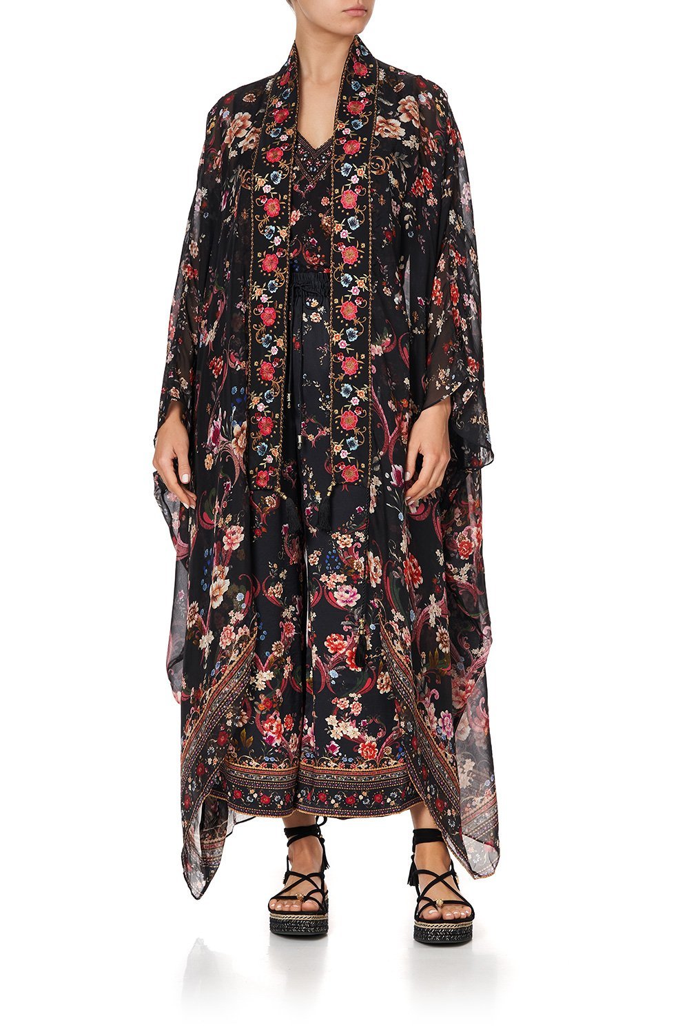 LAYER WITH KIMONO COLLAR A GIRL LIKE YOU