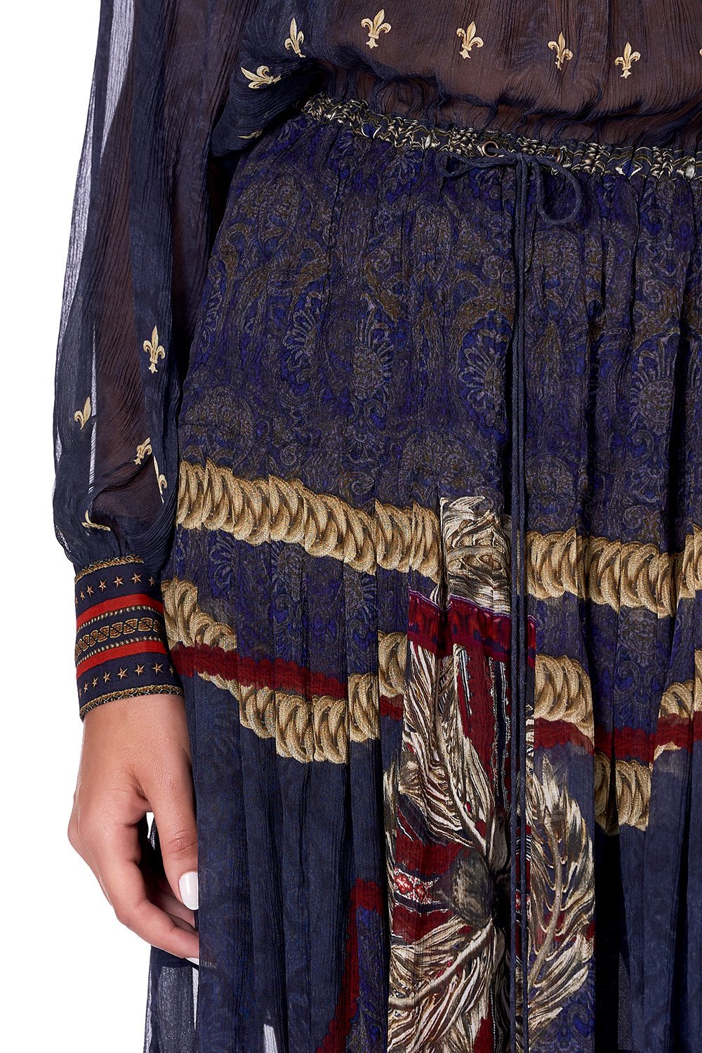 LONG SLEEVE DRESS WITH COLLAR THIS CHARMING WOMAN