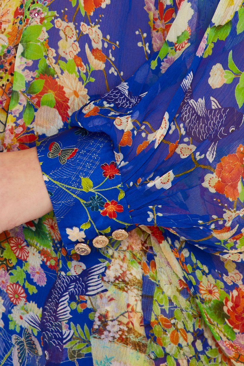 CAMILLA RAGLAN SLEEVE BLOUSE W/ CUFF PLAYING KOI