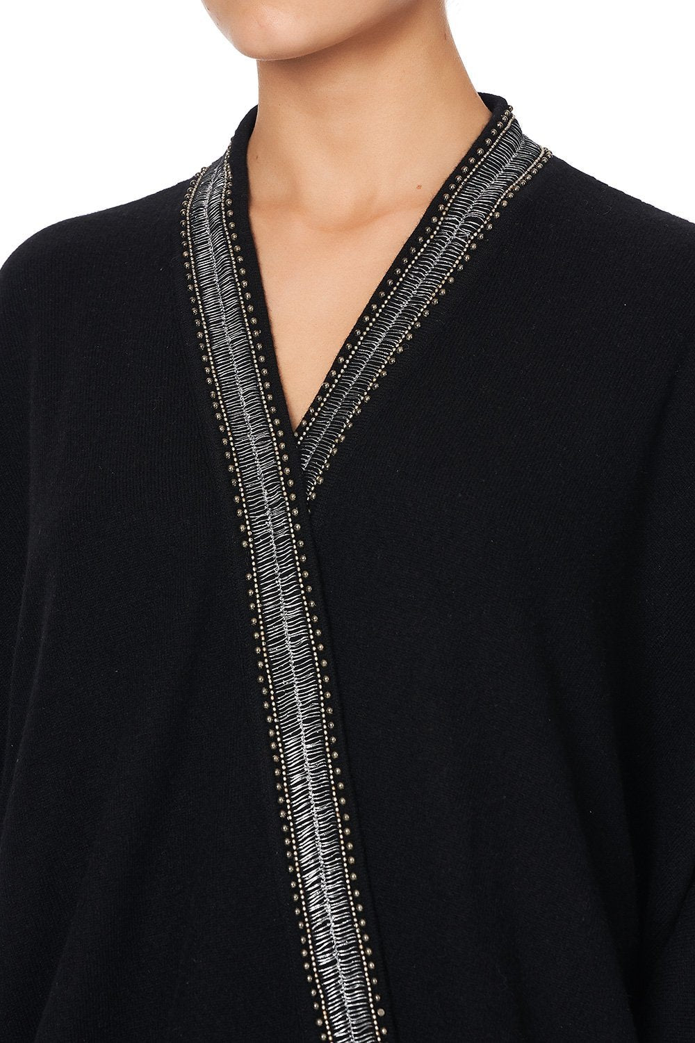 SOFT KNIT PONCHO WITH EMBROIDERY MINA MINA