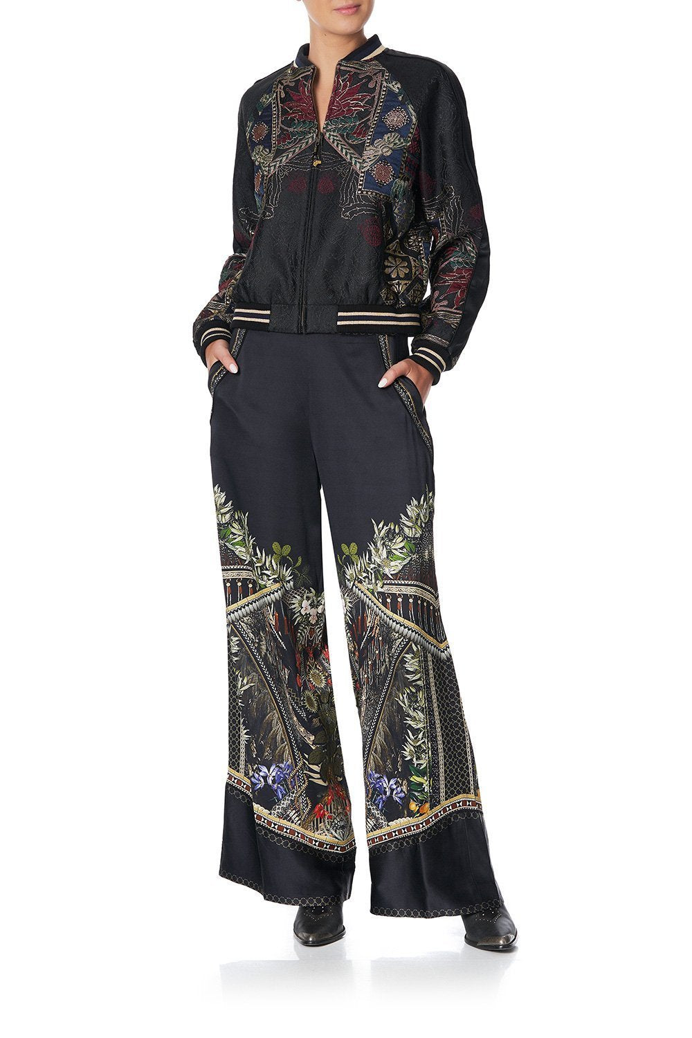 WIDE LEG PANT WITH SHAPED CUFF BOTANICAL CHRONICLES