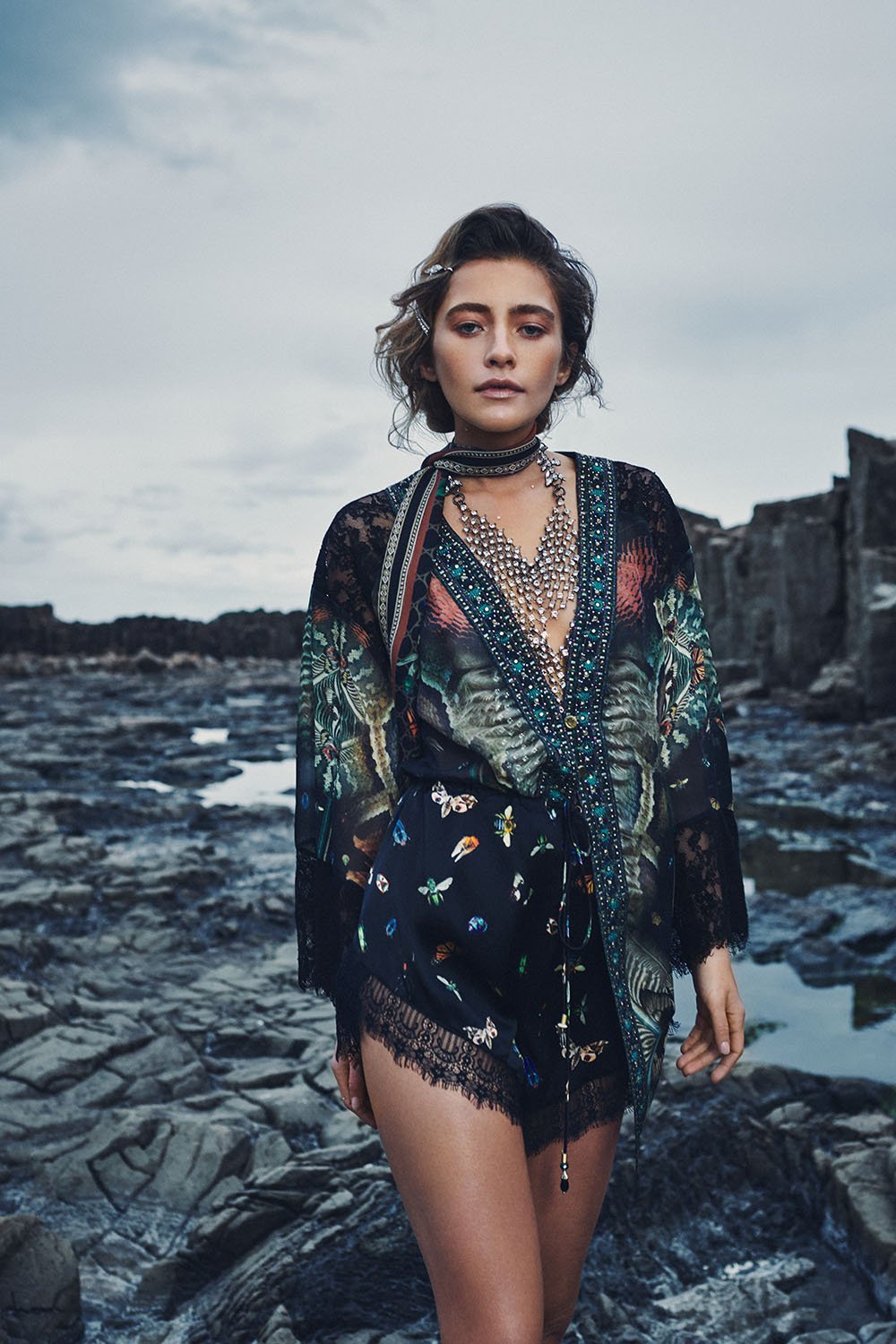 KIMONO WITH SHOULDER INSERTS MATERNAL INSTINCT