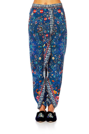 KINDNESS KALEIDOSCOPE GATHERED WRAP FRONT TROUSER