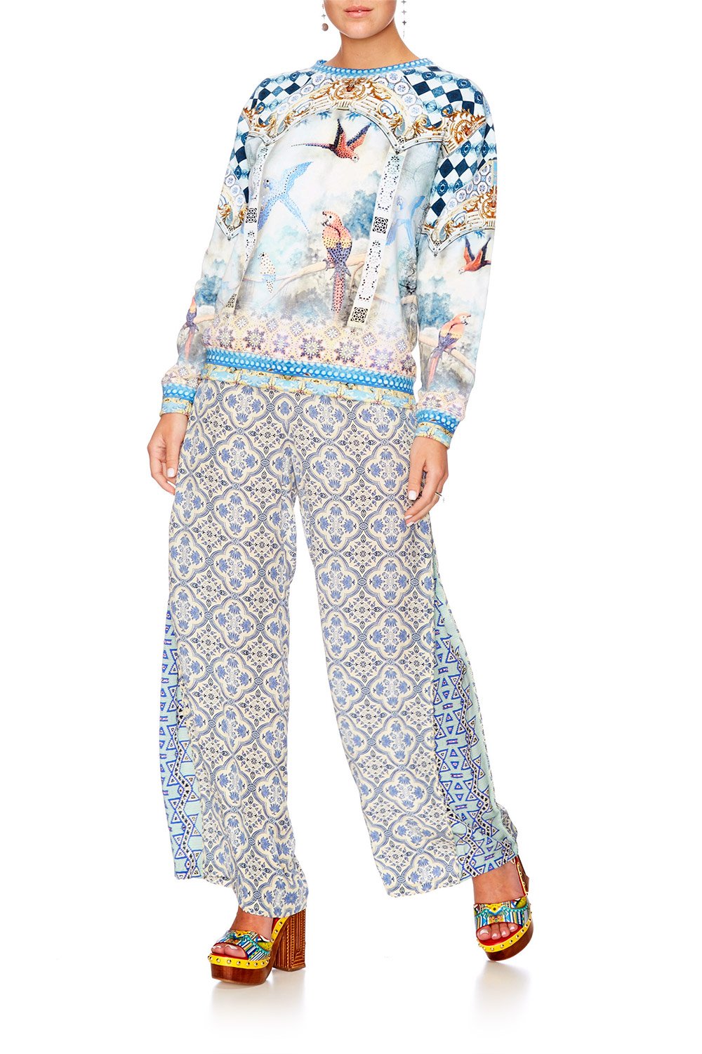 LOVERS DREAM OVERSIZED SWEATER W CUFF